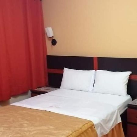 Hotel Mayros Satipo Zewnętrze zdjęcie