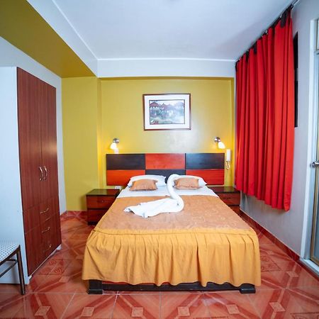 Hotel Mayros Satipo Zewnętrze zdjęcie