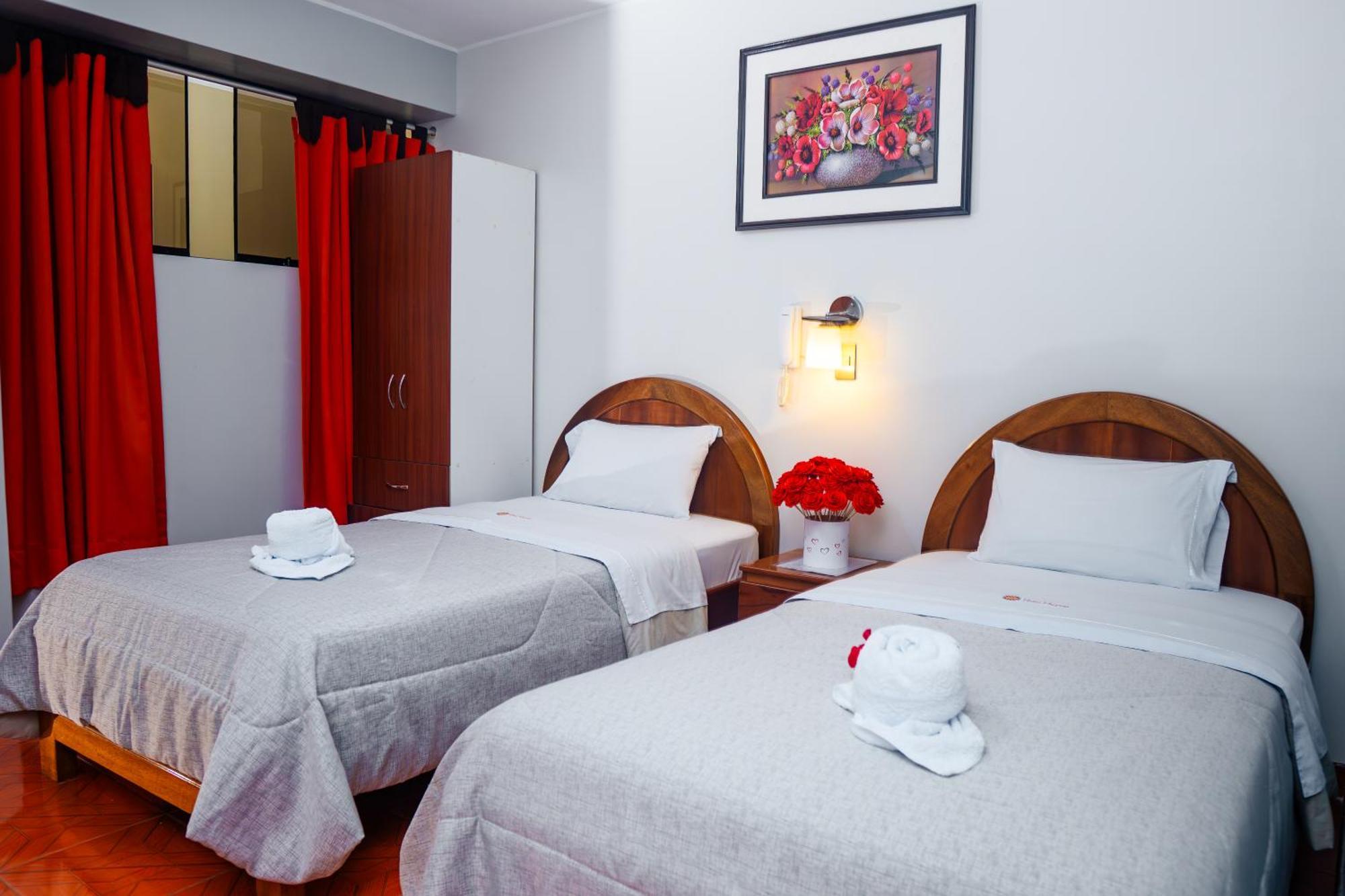 Hotel Mayros Satipo Zewnętrze zdjęcie