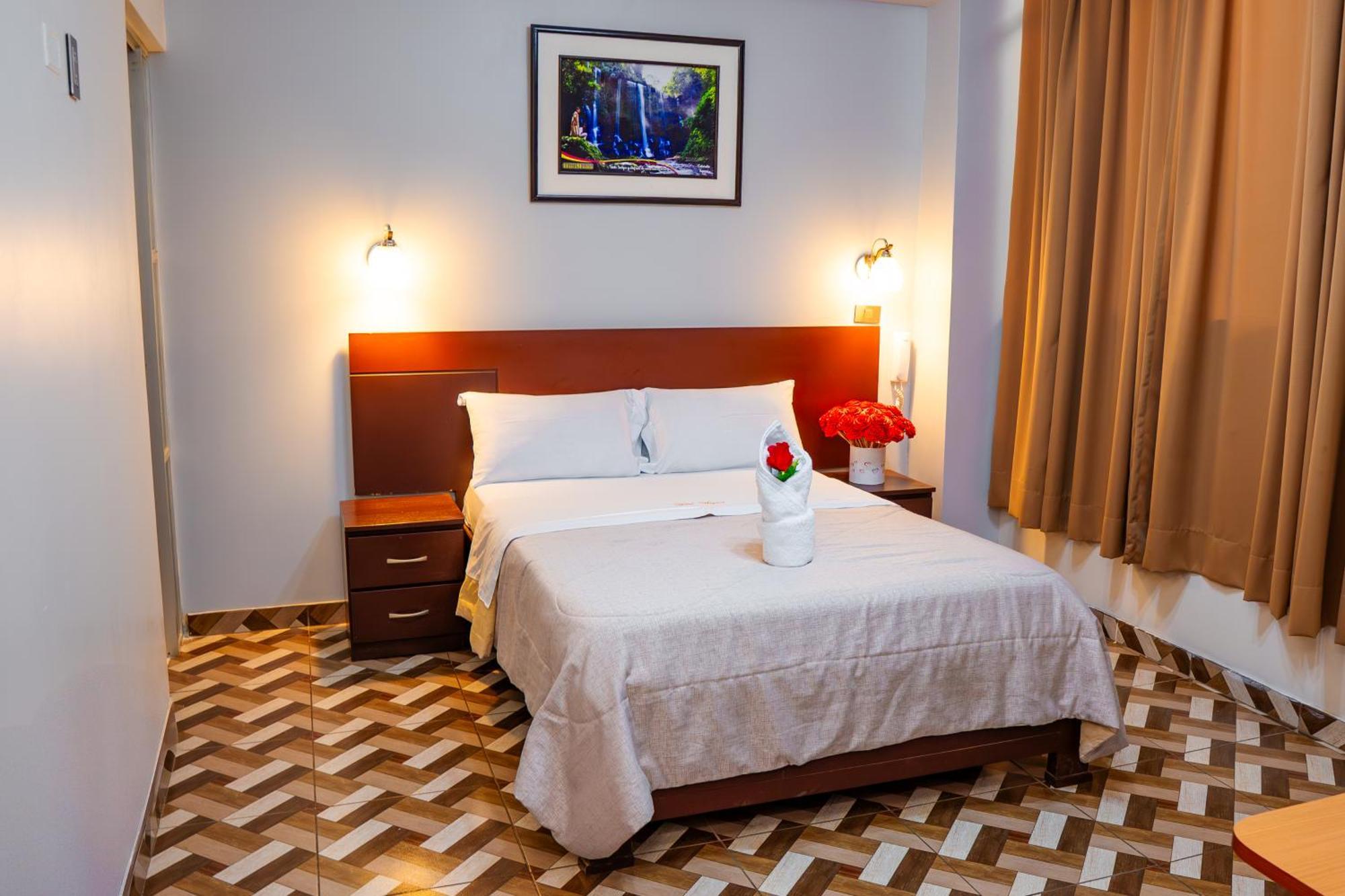 Hotel Mayros Satipo Zewnętrze zdjęcie